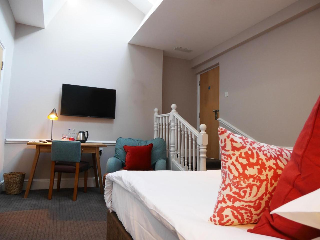 Hotel The Fleece Witney Exterior foto